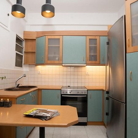 City Center Apt. On A Traffic Free Street 雅典 外观 照片