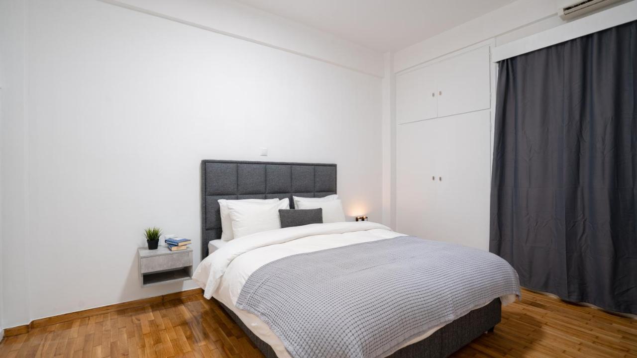 City Center Apt. On A Traffic Free Street 雅典 外观 照片